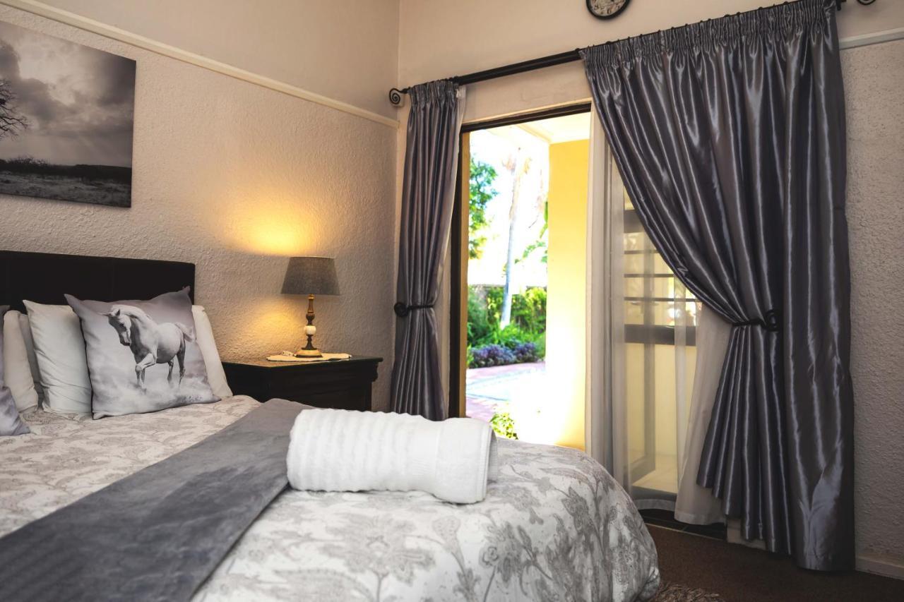 Bed and Breakfast Be My Guest Upington Exterior foto