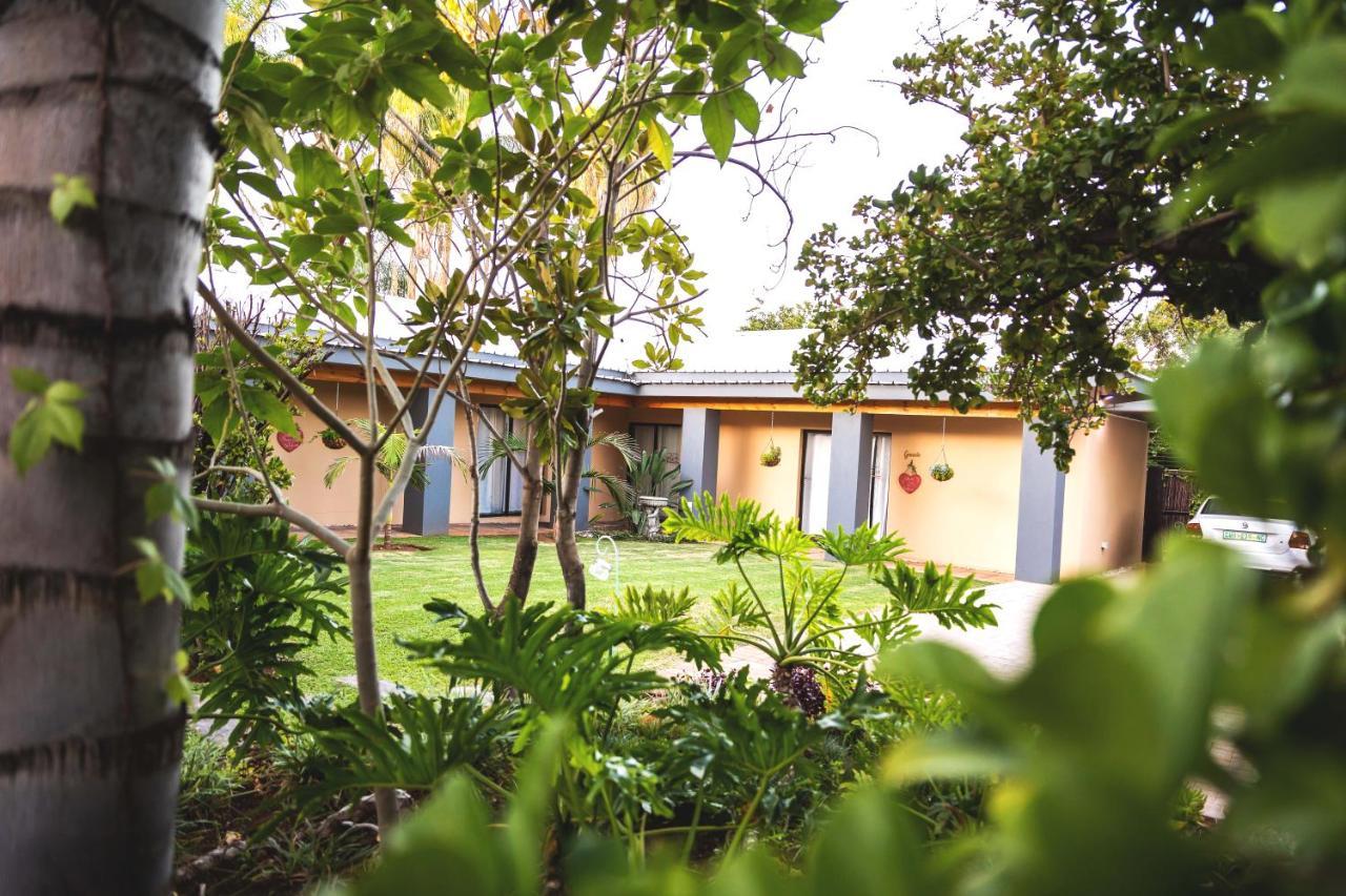 Bed and Breakfast Be My Guest Upington Exterior foto