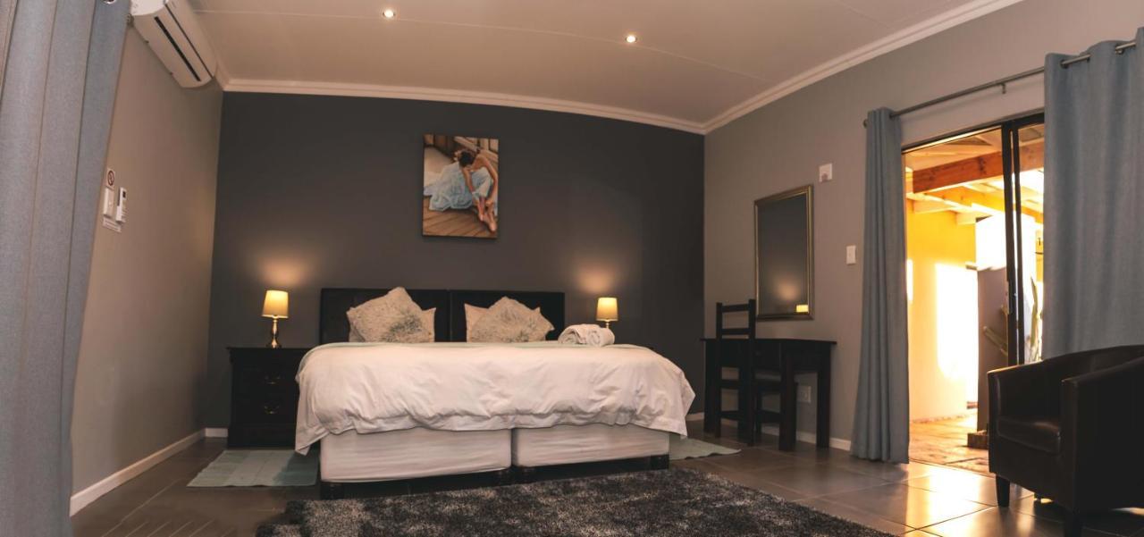 Bed and Breakfast Be My Guest Upington Exterior foto
